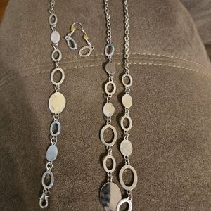 Paparazzi silver open circle closed circle necklace, bracelet, and earrings set